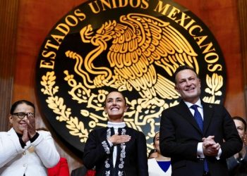 Sheinbaum destaca vigencia social de la Constitución de 1917