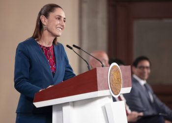Gobierno federal anuncia plan carretero histórico
