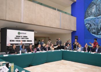 Diputados presionan por derechos claros a pasajeros