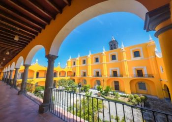 Rehabilitan Patio del Sol en Centro Histórico
