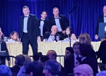 Líderes condenan tiroteo en evento con Trump