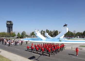 Más de 8 mil alumnos ensayan desfile del 5 de mayo