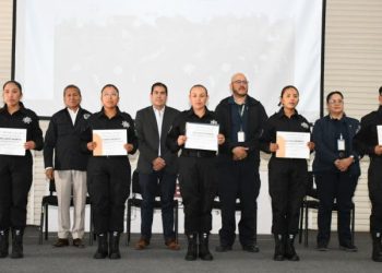 Gradúan 37 nuevos policías penitenciarios en Puebla